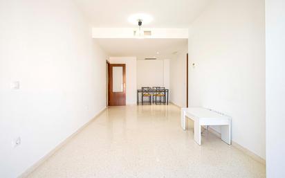 Flat for sale in  Sevilla Capital  with Air Conditioner, Heating and Storage room