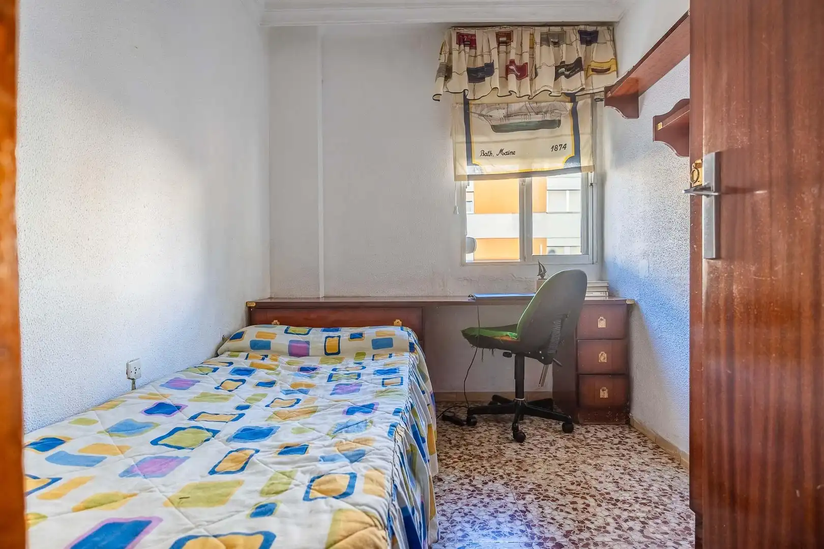 Bedroom of Flat for sale in Sevilla  with Air Conditioner and Terrace