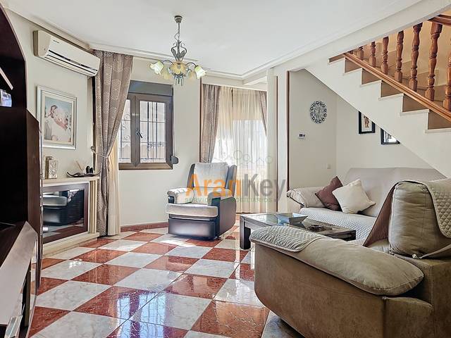 Casa-chalet en Venta en Urbanización Jardín de Yepes en Yepes