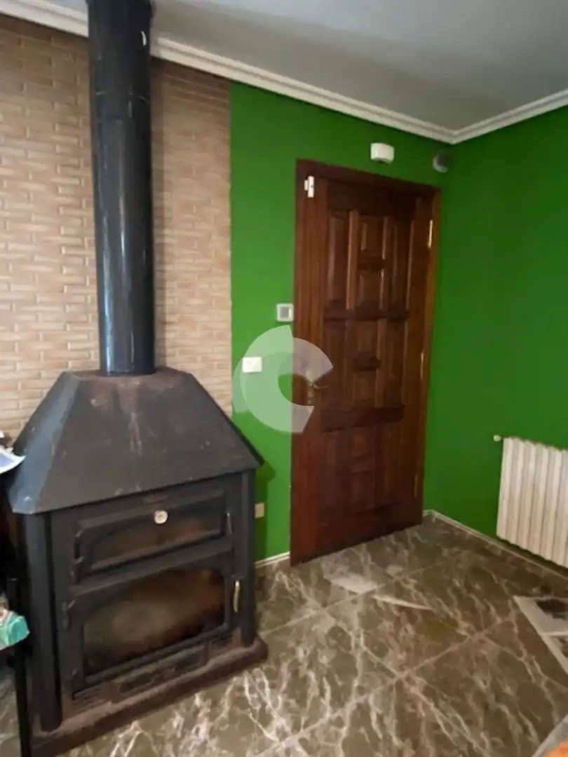 Casa adosada en venta en Lobios