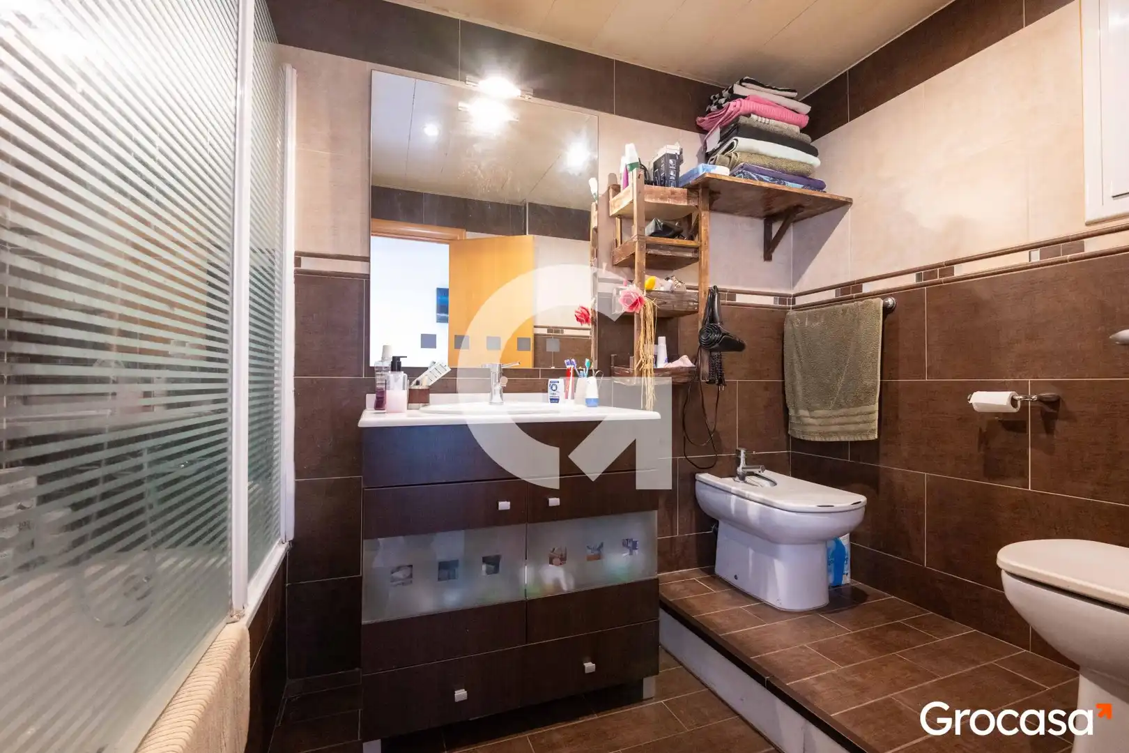 Baño de Piso en venta en Mataró con Calefacción, Horno y TV