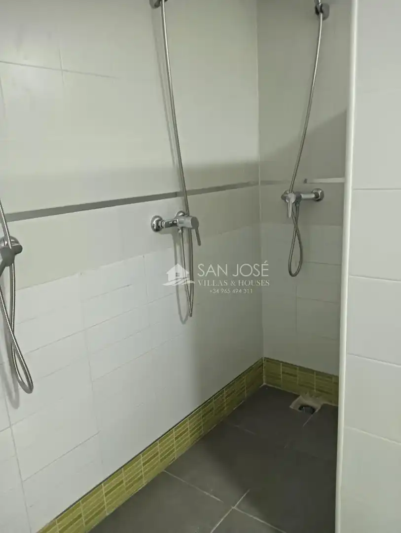 Bathroom of Office for sale in Santa Pola