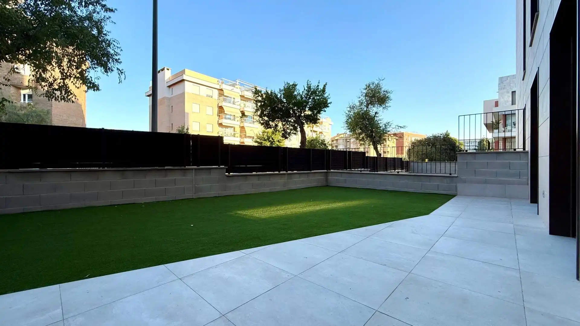 Terrasse von Erdgeschoss zur Miete in  Palma de Mallorca mit Klimaanlage, Parkett und Terrasse