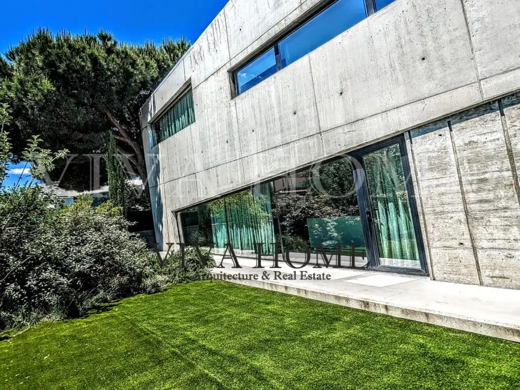Exterior view of Houses for sale in Pozuelo de Alarcón