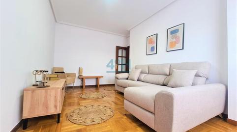 Foto 5 de Piso de alquiler en Residencia, Ourense Capital