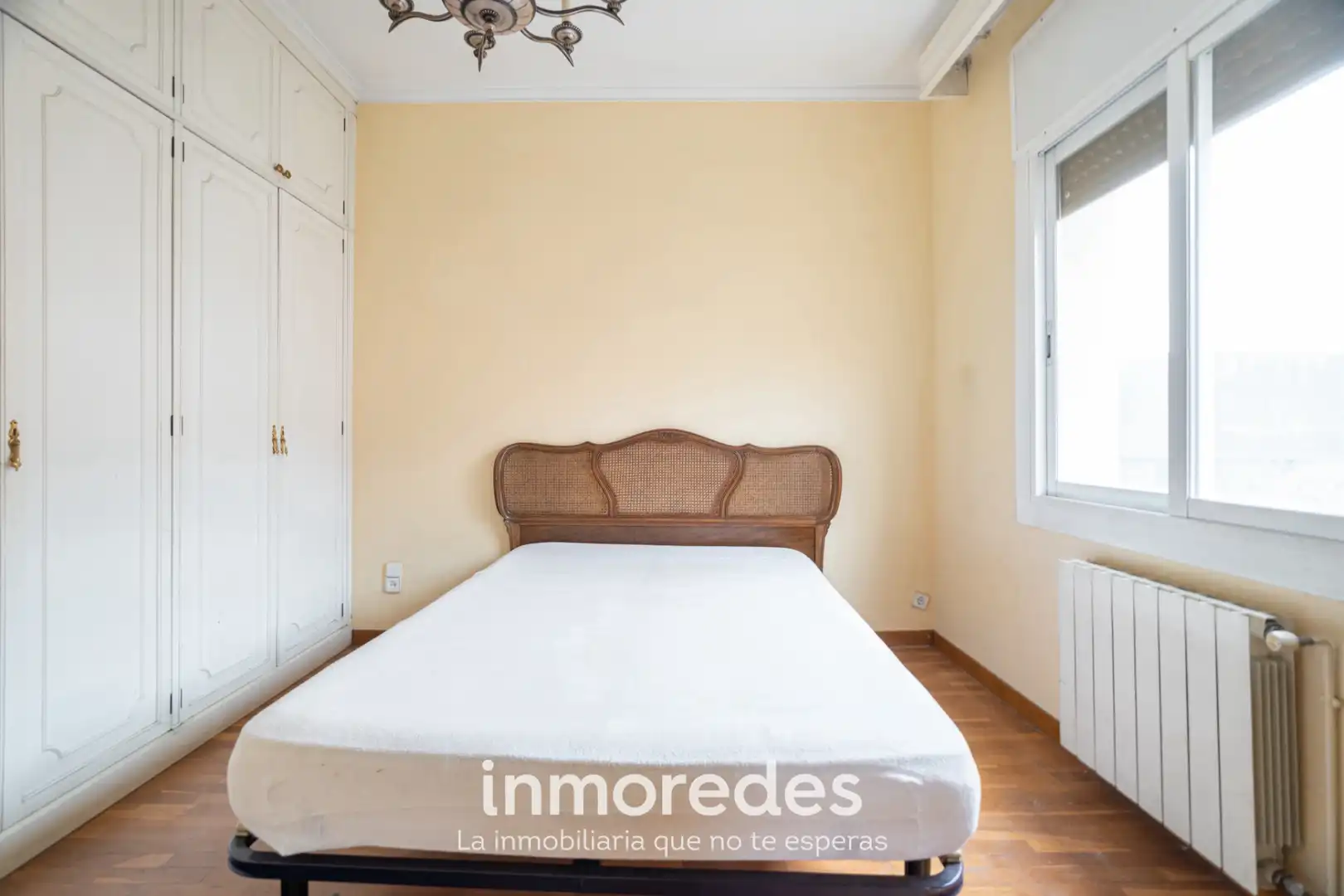 Habitación de Piso en venta en Barcelona con Parquet y Horno