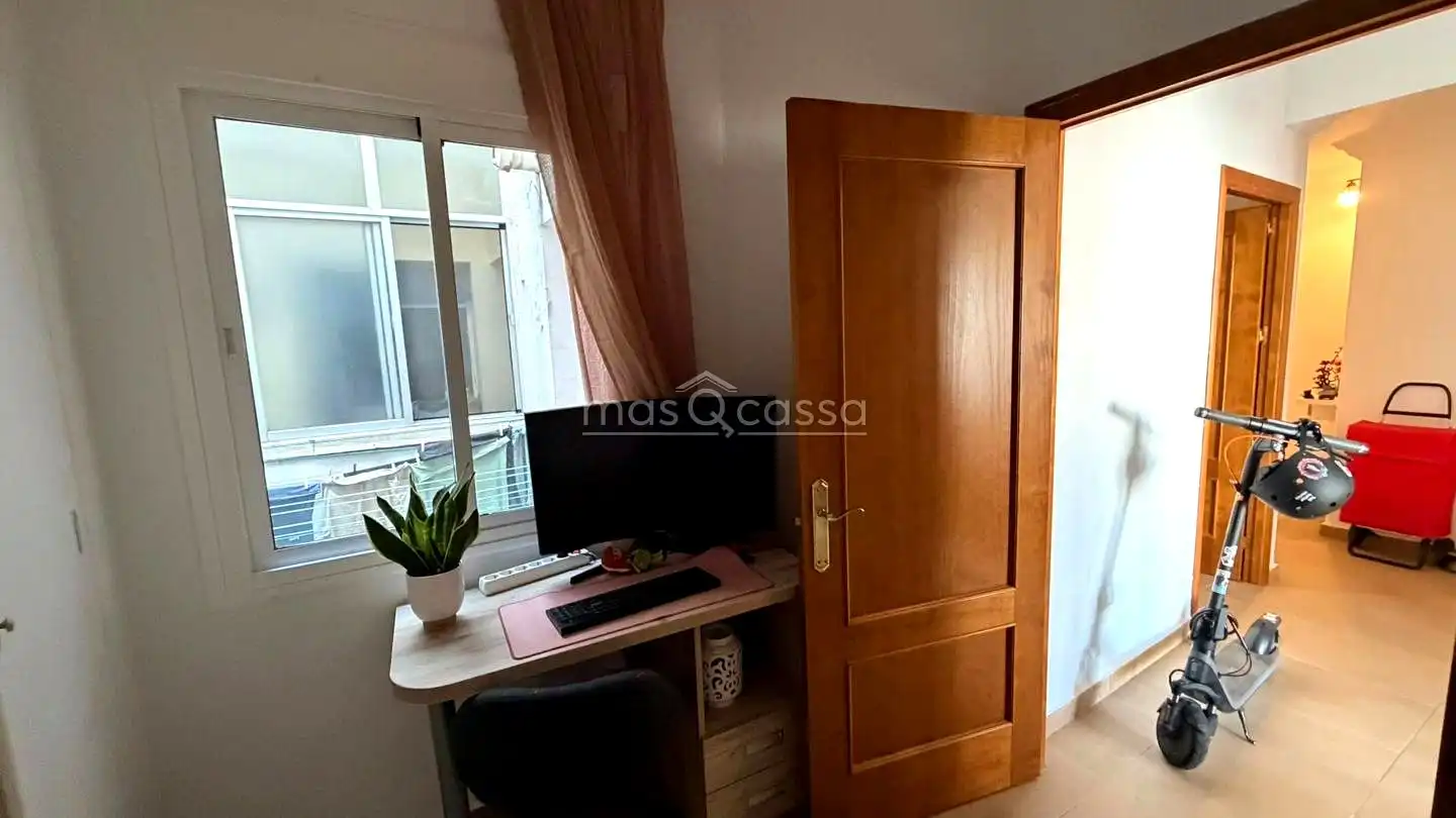 Schlafzimmer von Wohnung zur Miete in La Línea de la Concepción mit Möbliert