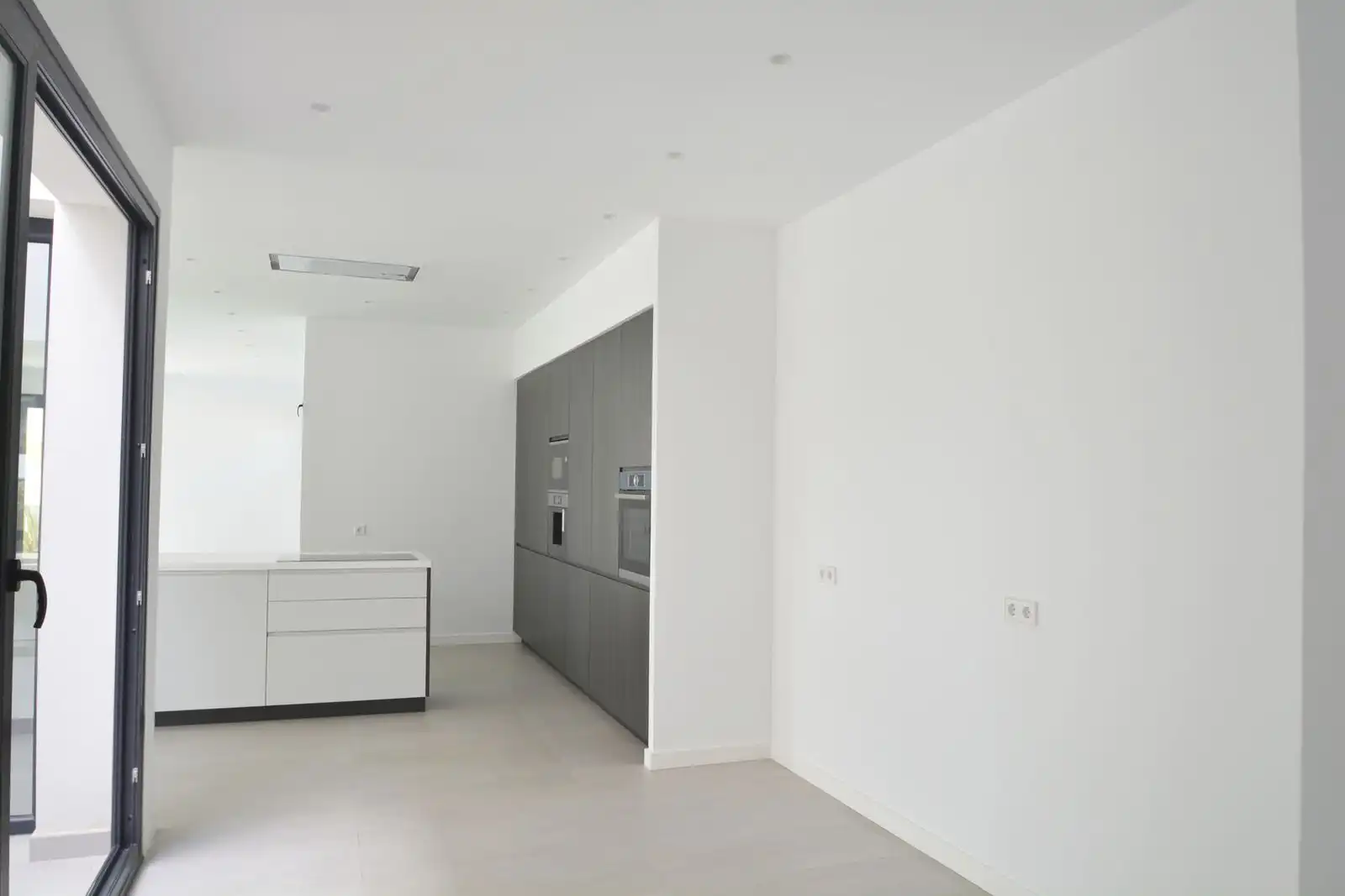 Kitchen of Houses for sale in Marbella  with Air Conditioner, Private garden and Terrace