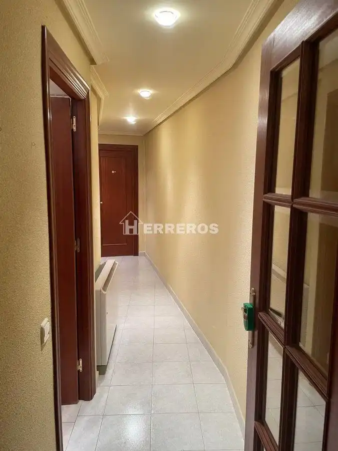 Apartament en venda en Albelda de Iregua amb Calefacció i Moblat