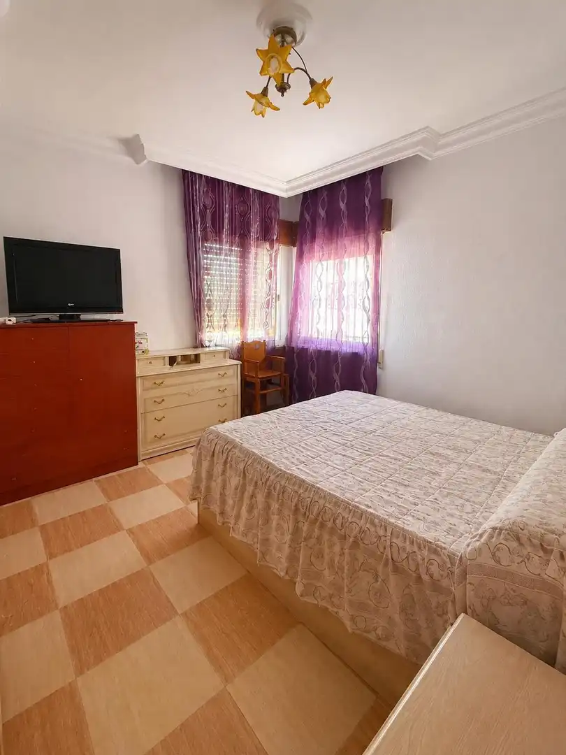 Schlafzimmer von Erdgeschoss zum Verkauf in Palos de la Frontera