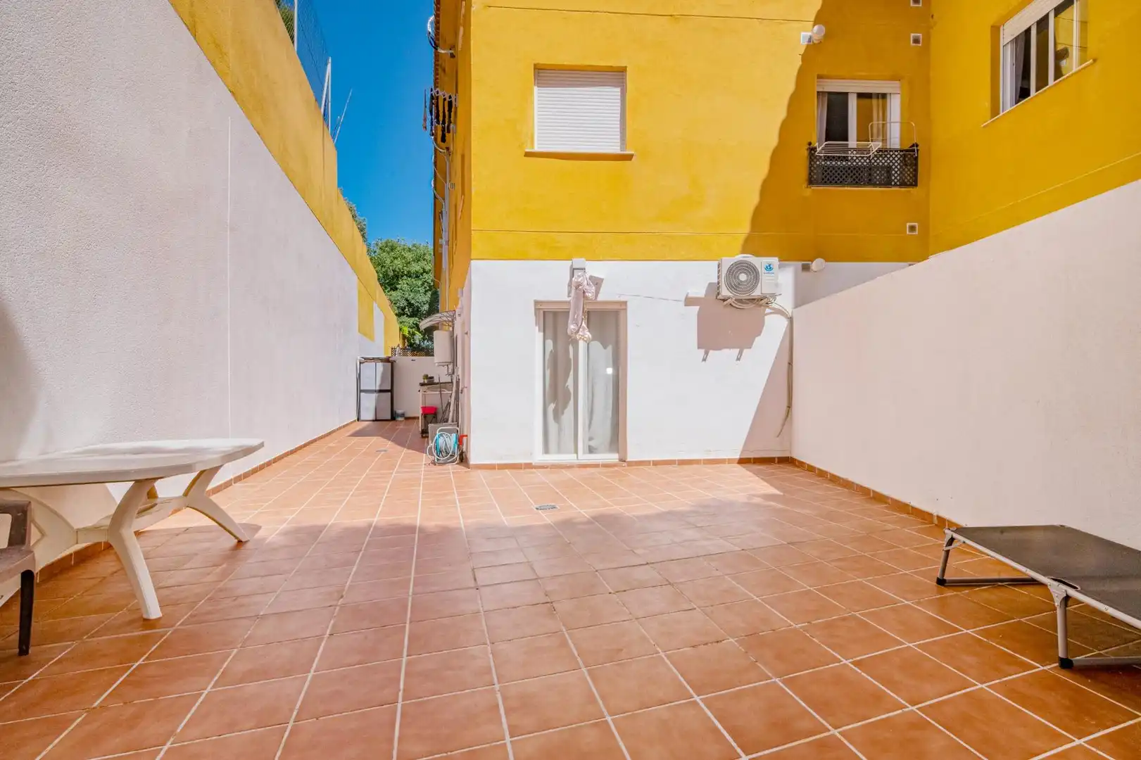 Terraza de Planta baja en venta en La Zubia con Aire acondicionado, Calefacción y Amueblado