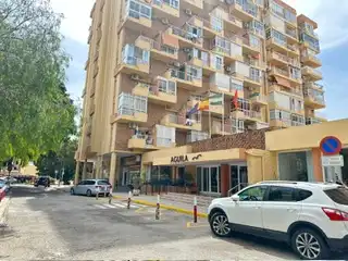 Gewerbefläche zum Verkauf in Avenida Gamonal, imagen 2