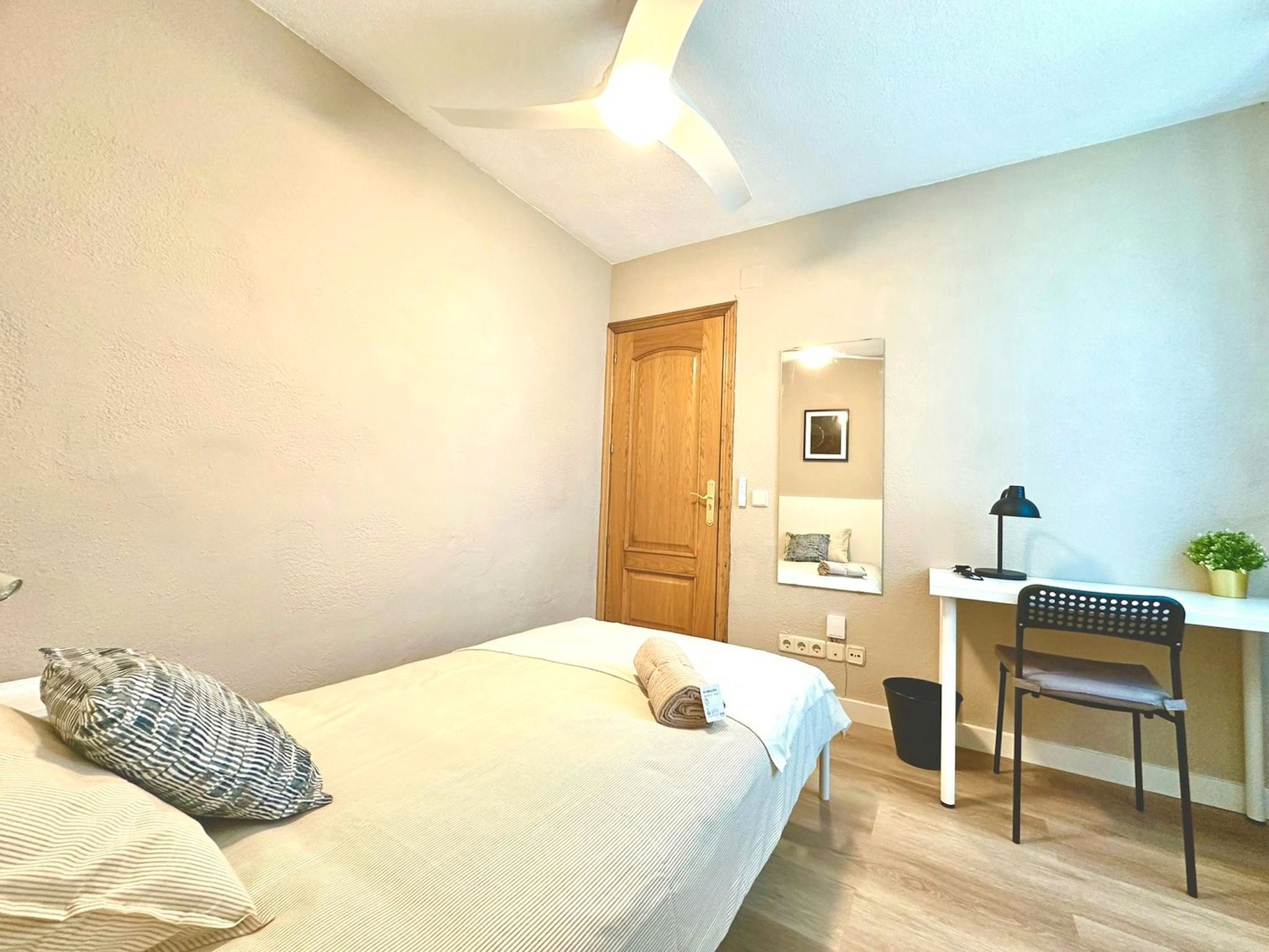 Flat to share in N/A, Palomeras Bajas