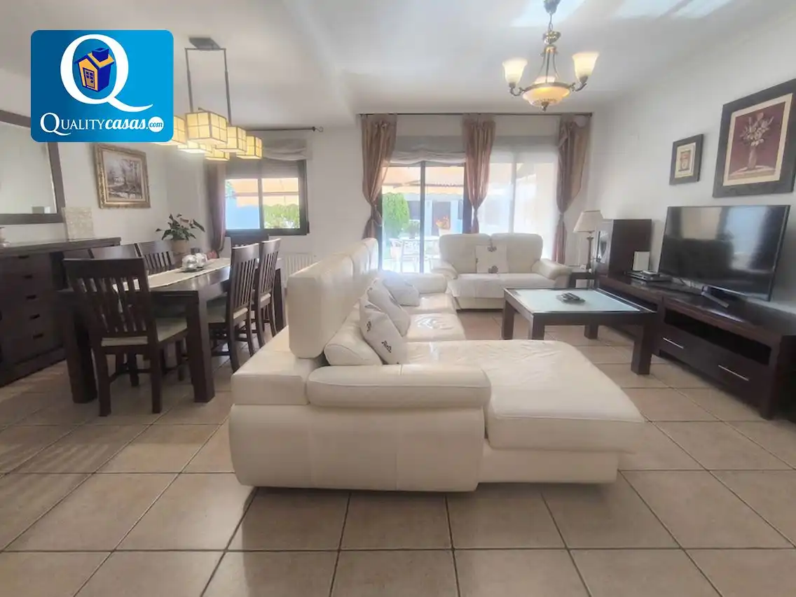 Sala de estar de Casa o chalet en venta en Mutxamel con Aire acondicionado, Calefacción y Terraza