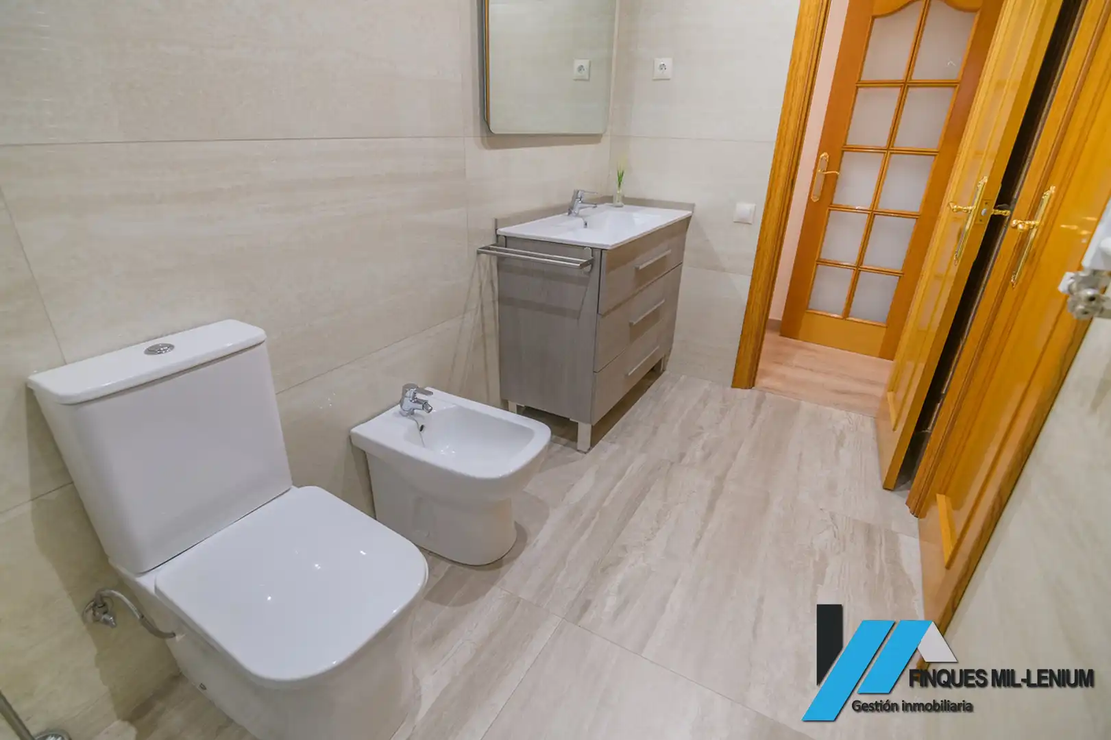 Flat for sale in Passeig Maragall