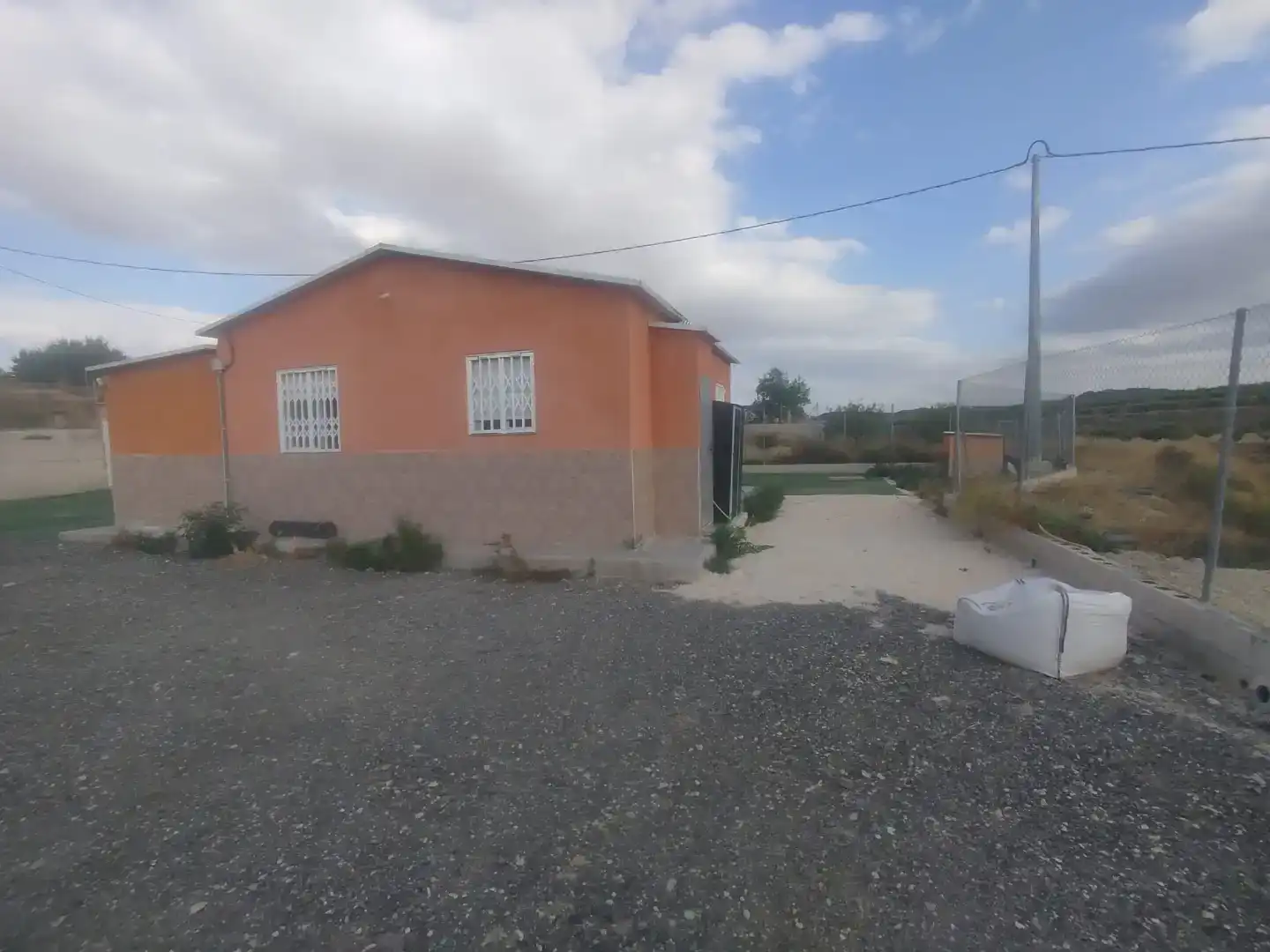 Vista exterior de Finca rústica en venda en Albudeite amb Aire condicionat, Moblat i Forn