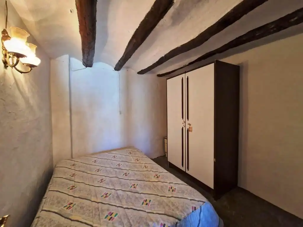Dormitori de Casa o xalet en venda en Camporrélls amb Jardí privat, Terrassa i Balcó
