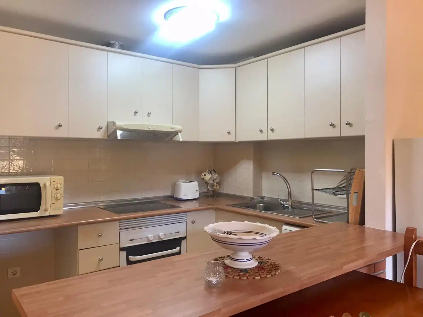 Cocina de Apartamento de alquiler en Fuengirola con Aire acondicionado, Terraza y Amueblado
