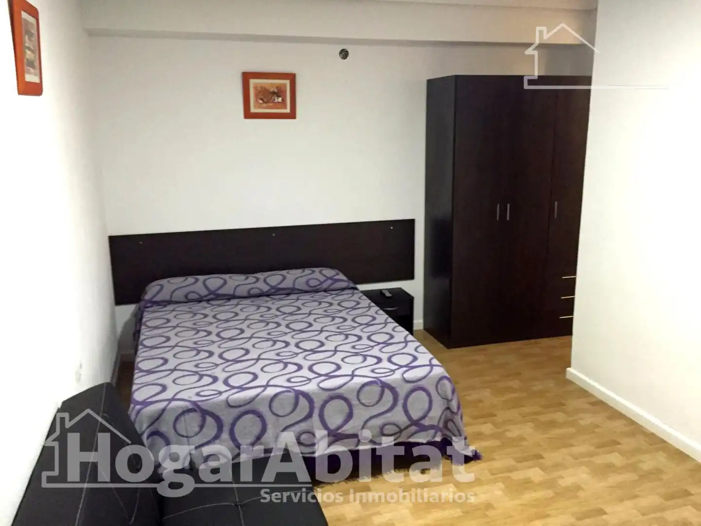 Habitación de Piso en venta en Valencia con Calefacción y Balcón