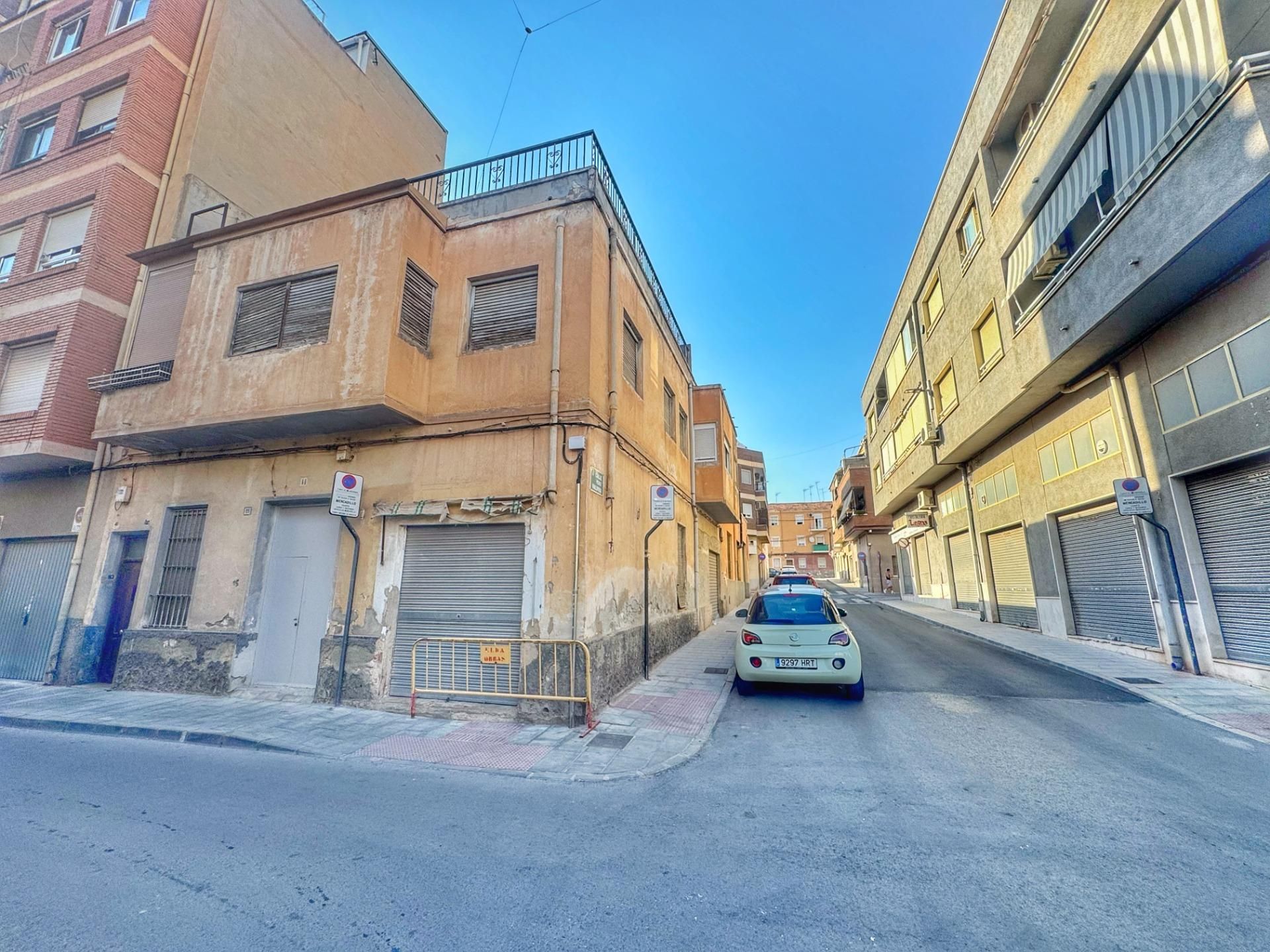 Exterior view of Building for sale in Elda