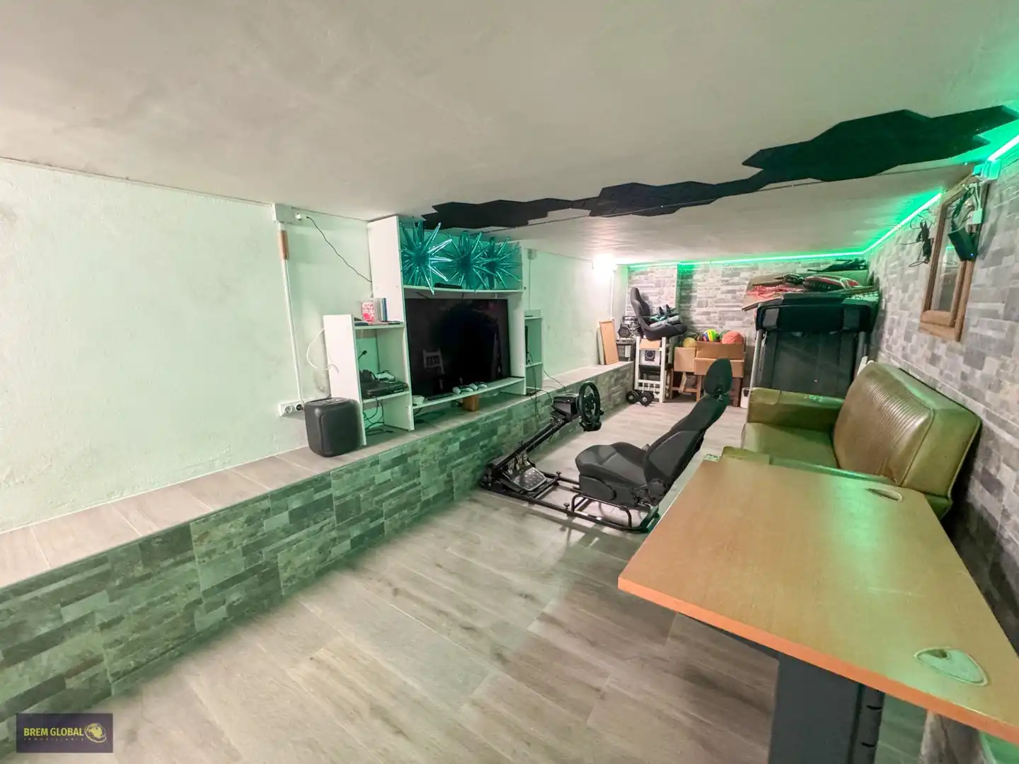 Casa o xalet en venda en La Cabrera amb Terrassa, Traster i Moblat