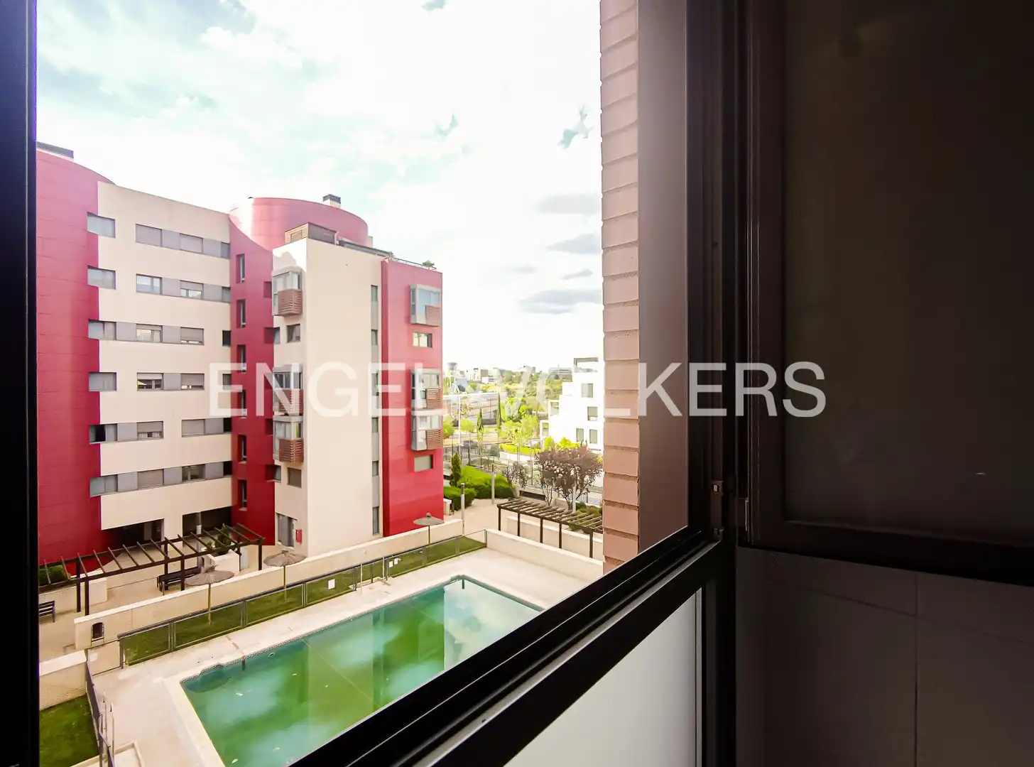 Terrasse von Wohnung zum Verkauf in Madrid mit Klimaanlage, Heizung und Abstellraum