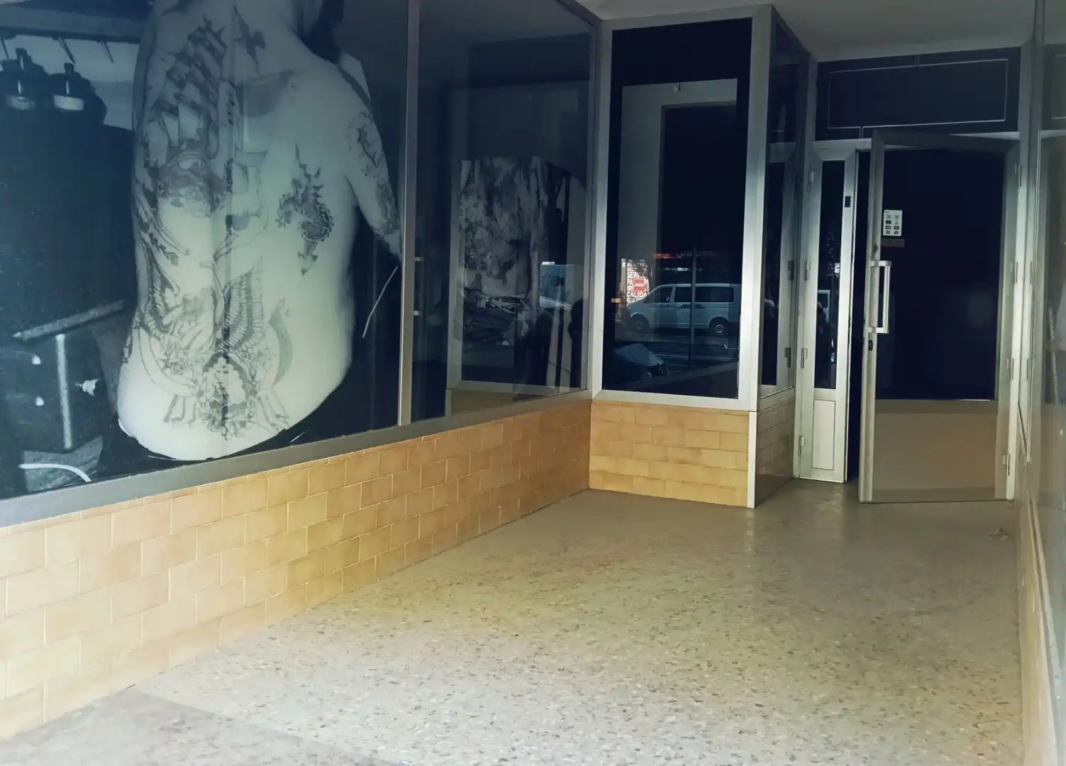 Local de lloguer a vía universitas, La Bozada – Parque Delicias