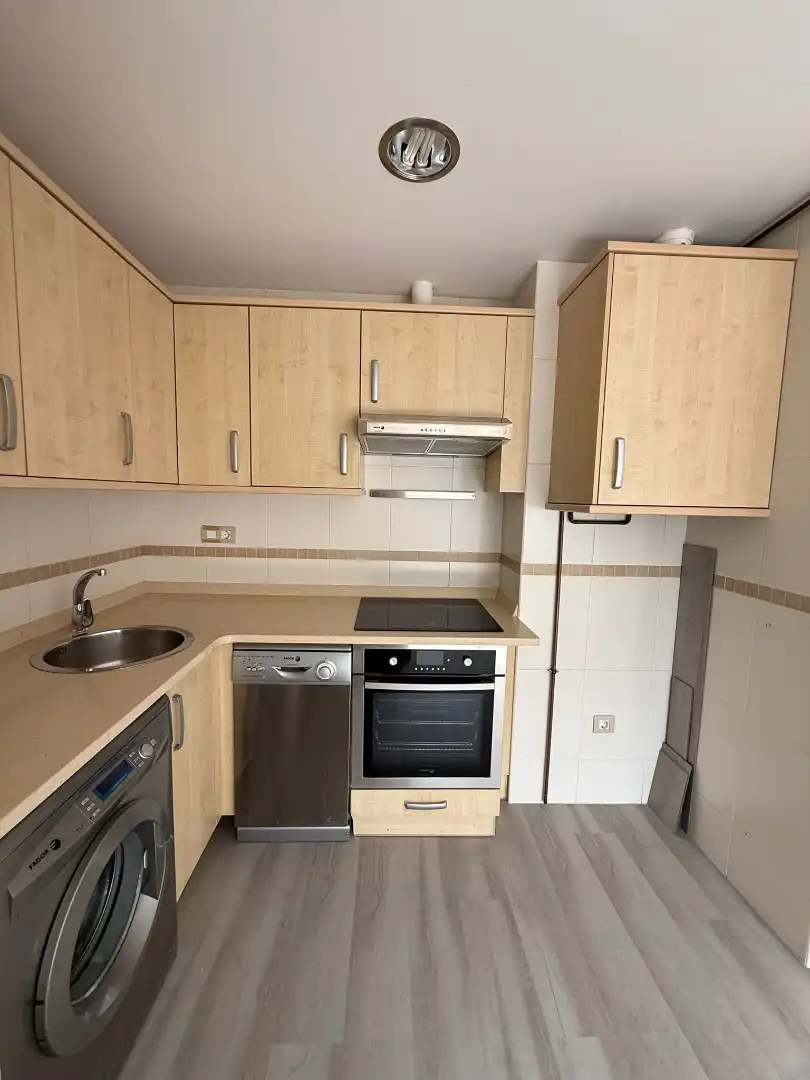 Cocina de Ático en venta en Llanes con Calefacción, Terraza y Trastero