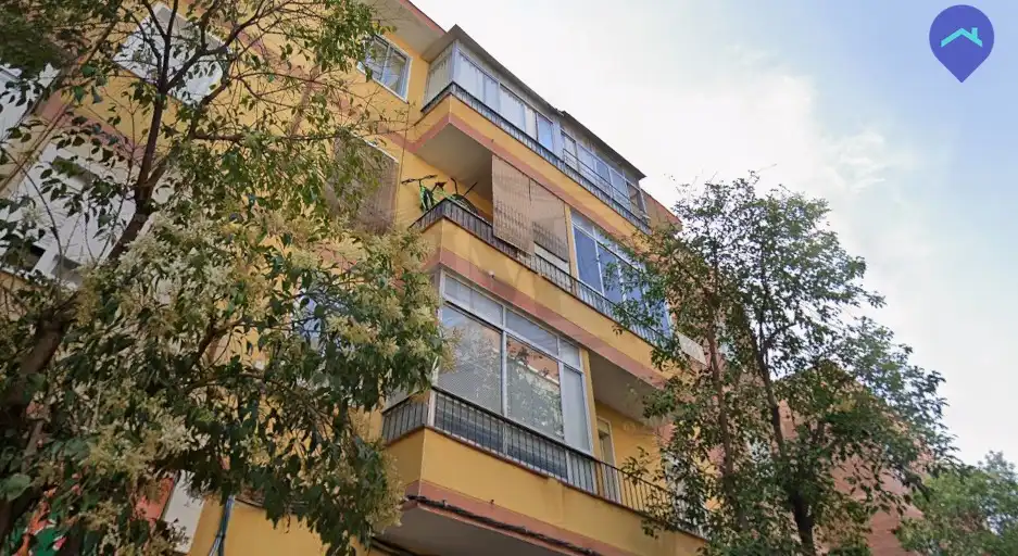 Flat for sale in Calle de la Laguna 50, imagen 3
