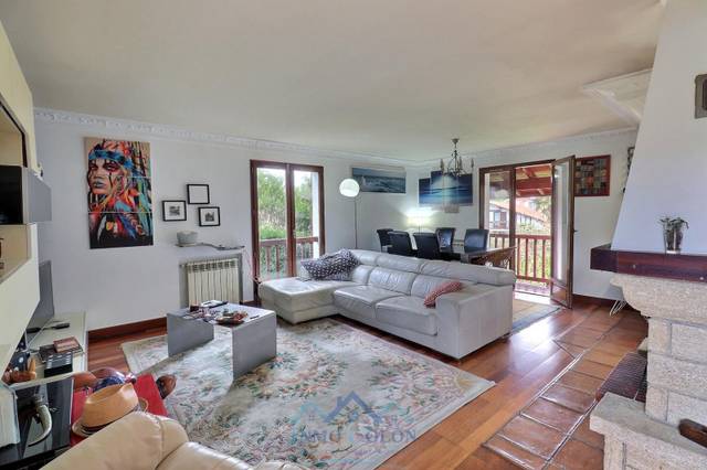 Casa-chalet en Venta en Urrugne