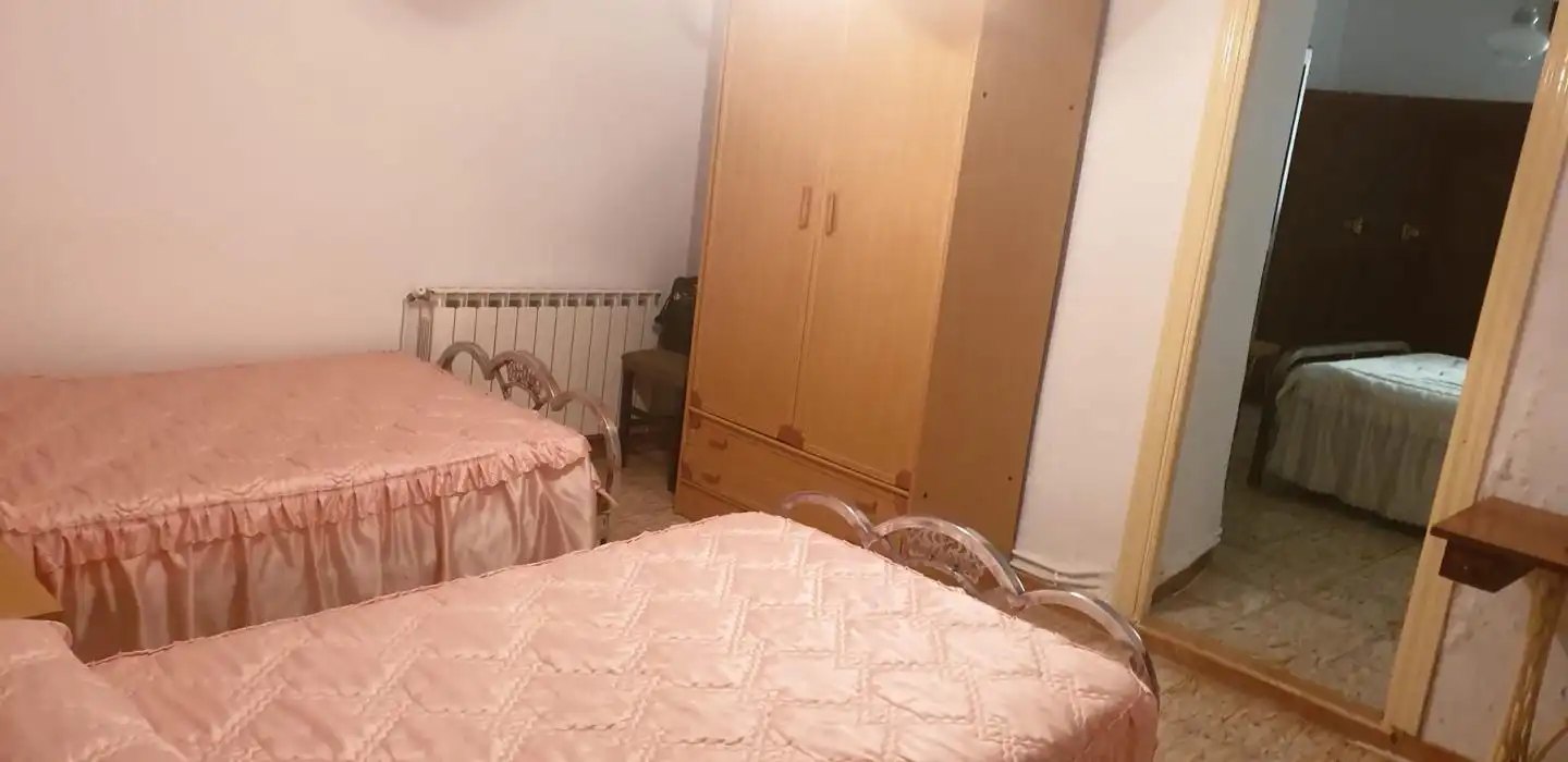 Bedroom of Houses for sale in Saelices  with Heating and Furnished