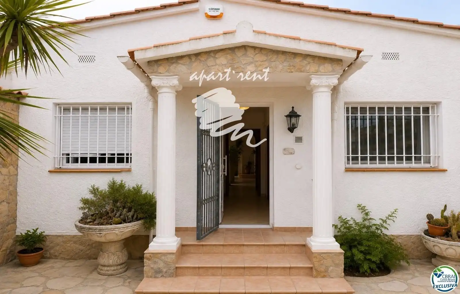 Houses for sale in Empuriabrava  with Air Conditioner, Heating and Terrace