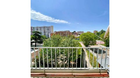 Foto 4 de Piso en venta en Avenida Cataluña, Catalunya - Fontetes, Cerdanyola del Vallès