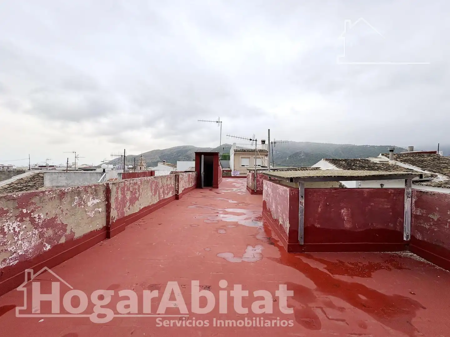 Vista exterior de Casa o xalet en venda en Tavernes de la Valldigna amb Terrassa i Traster