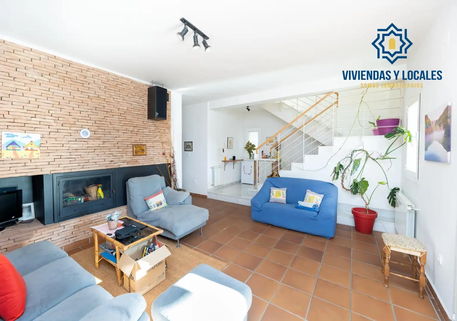 Sala d'estar de Casa o xalet en venda en Cájar amb Piscina