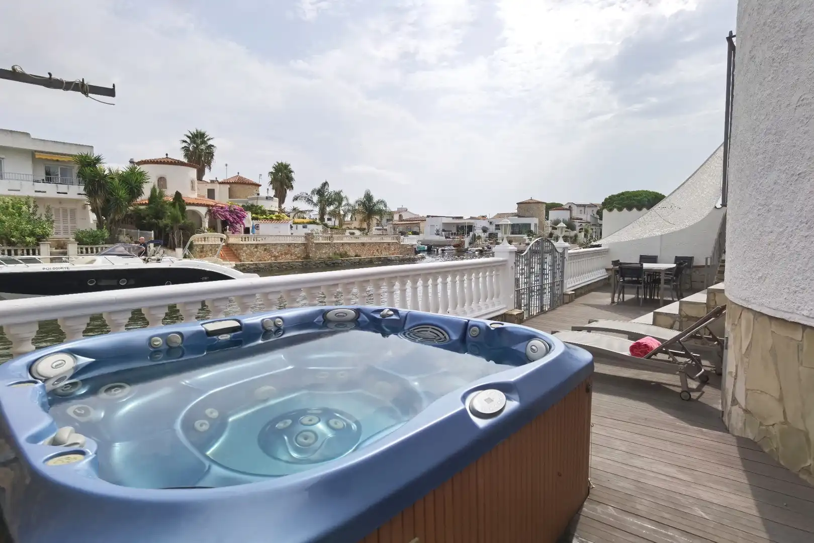 Terrassa de Casa o xalet en venda en Empuriabrava amb Aire condicionat, Jardí privat i Terrassa