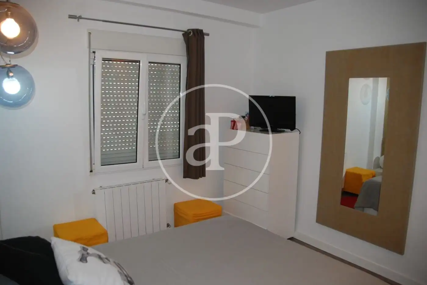 Habitación de Piso de alquiler en Valencia con Aire acondicionado, Calefacción y Amueblado