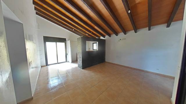Casa-chalet en Venta en Montbarbat