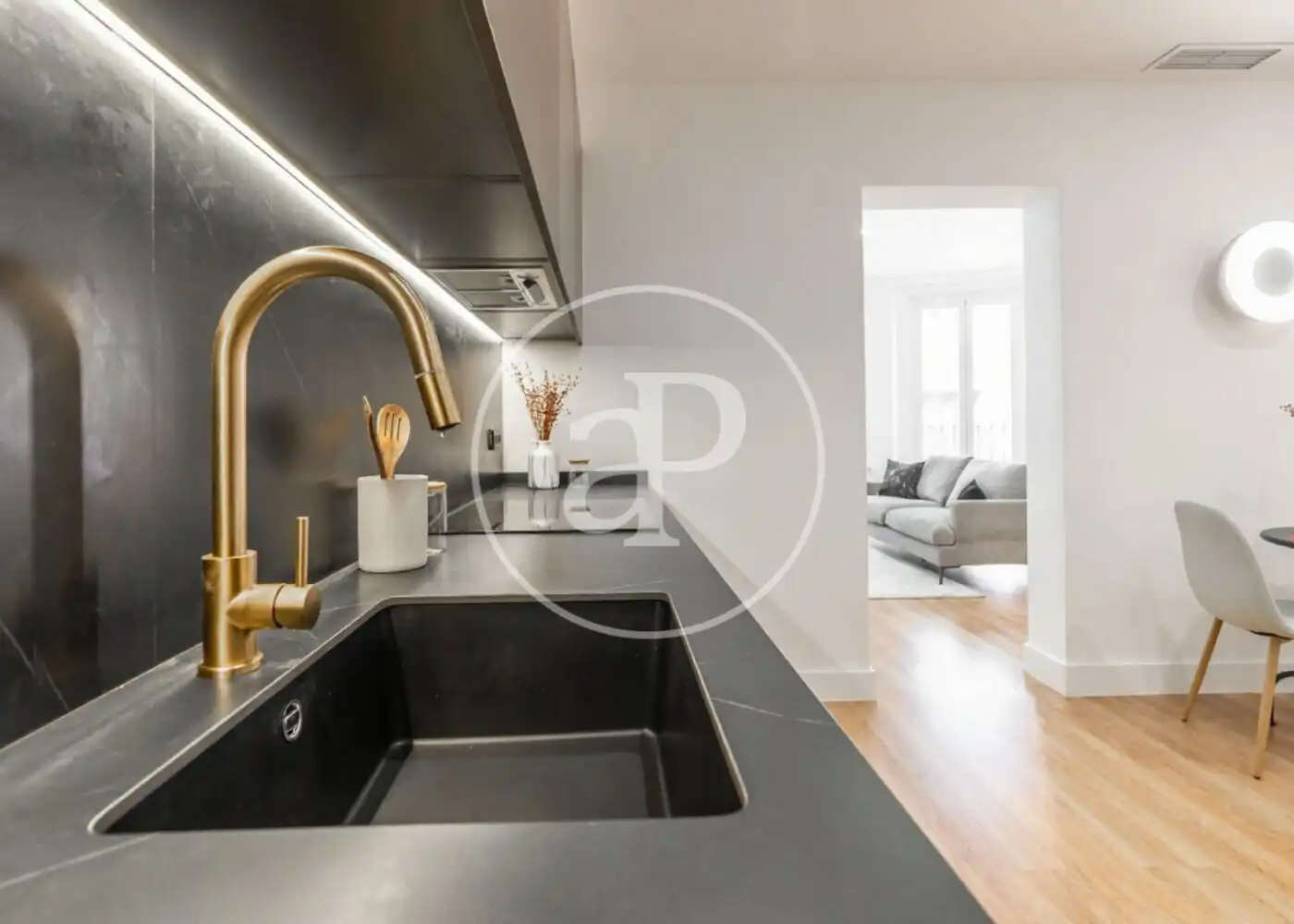 Kitchen of Flat for sale in Madrid  with Air Conditioner, Heating and Balcony