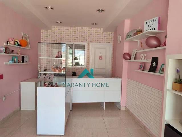 Local comercial en Alquiler en Centro