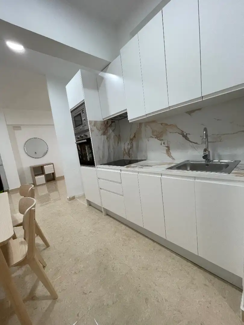 Flat for rent in Avenida de la Industria, 38, Centro