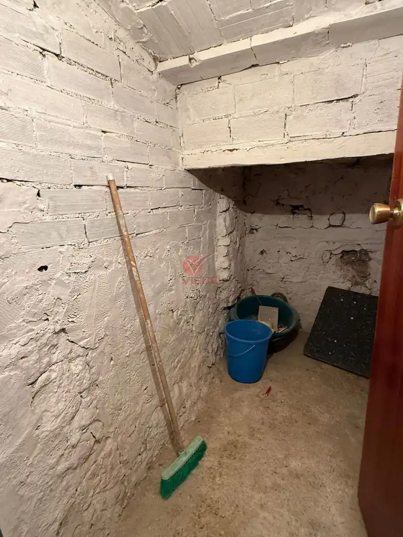 Casa o chalet en venta en Buenache de la Sierra con Calefacción, Trastero y Amueblado