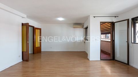 Foto 4 de Piso de alquiler en Avenida Aragon, Mestalla, Valencia Capital