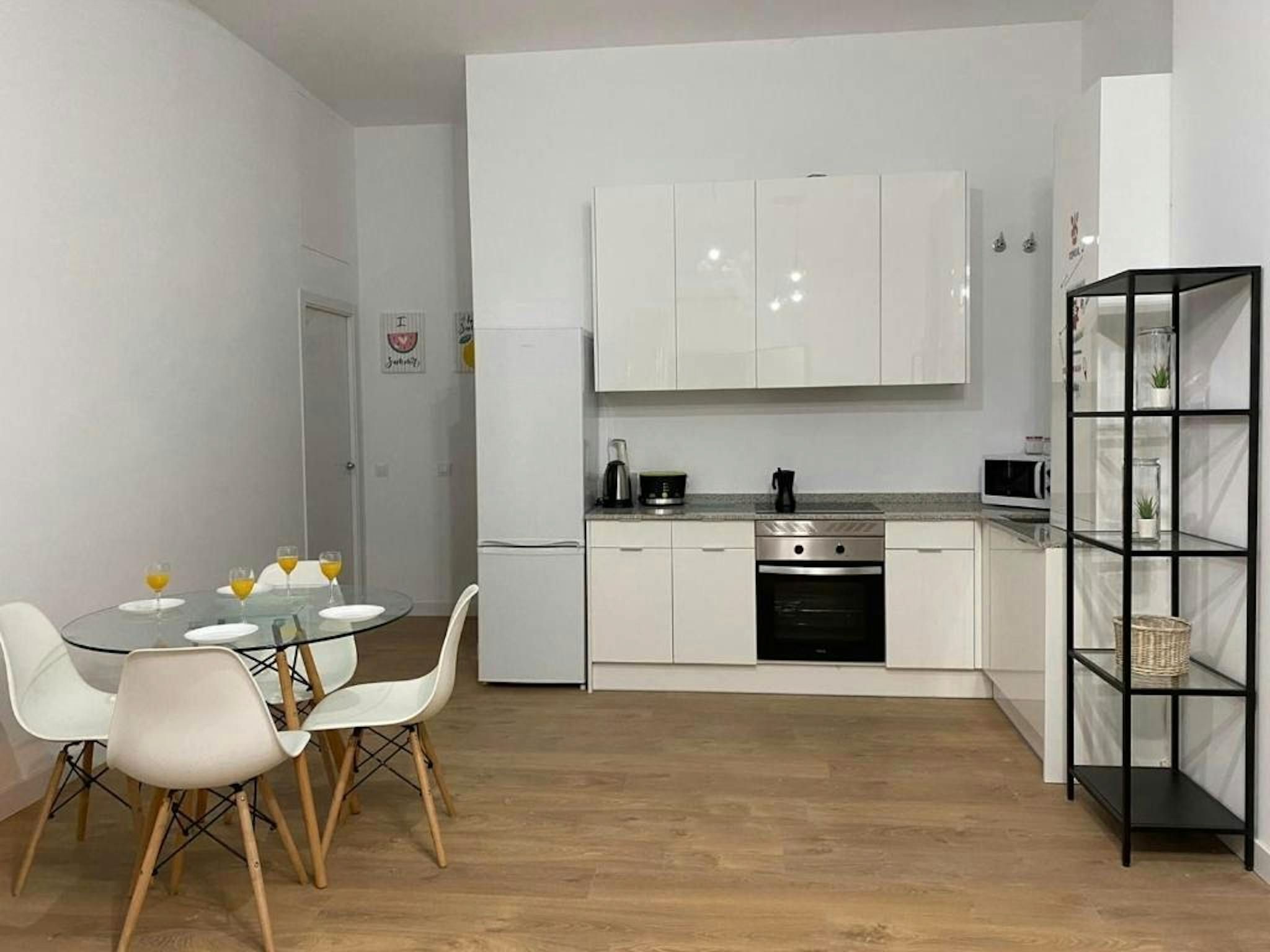 Kitchen of Flat to rent in  Madrid Capital  with Air Conditioner and TV