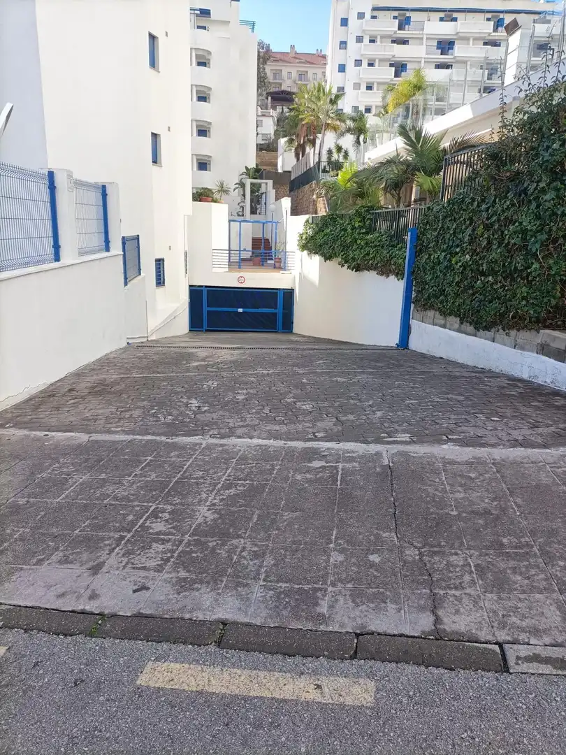 Parkplatz von Garage zum Verkauf in Benalmádena