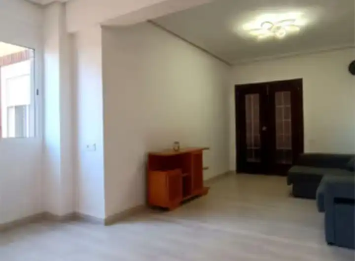 Wohnung zum Verkauf in Alginet mit Parkett, Ofen und Balkon