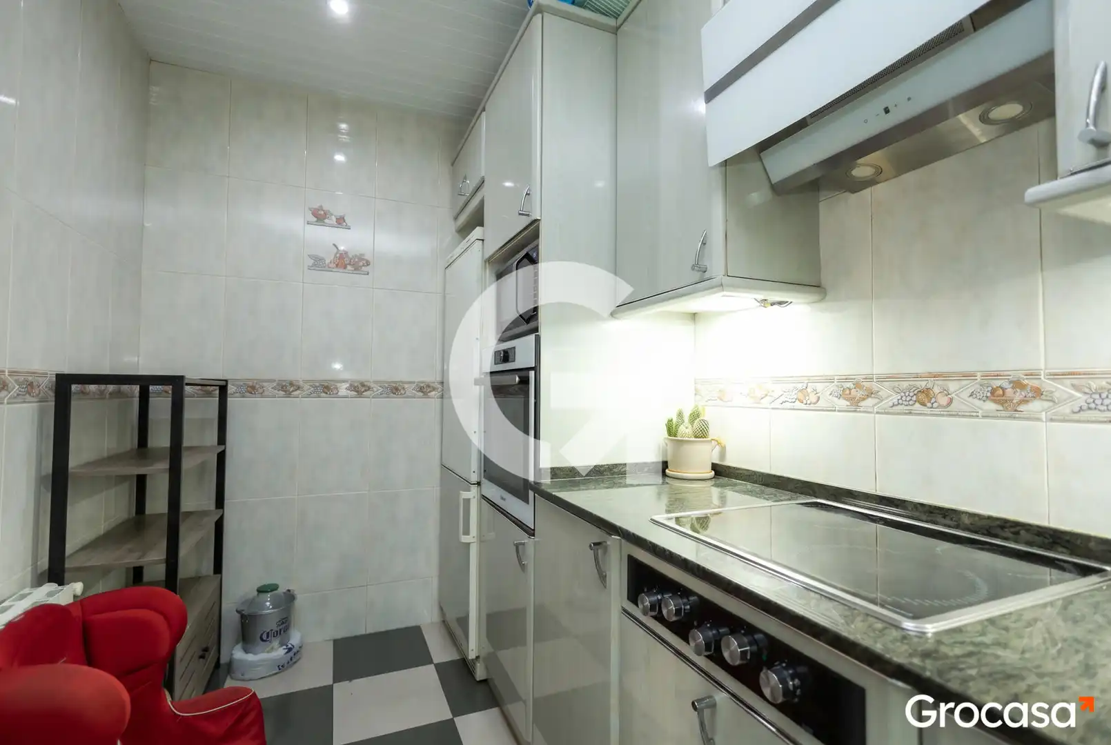 Kitchen of Flat for sale in Santa Coloma de Gramenet  with Air Conditioner, Heating and Furnished