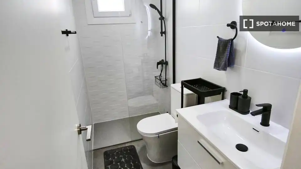 Habitación en Playa Tamarit - Playa Lissa