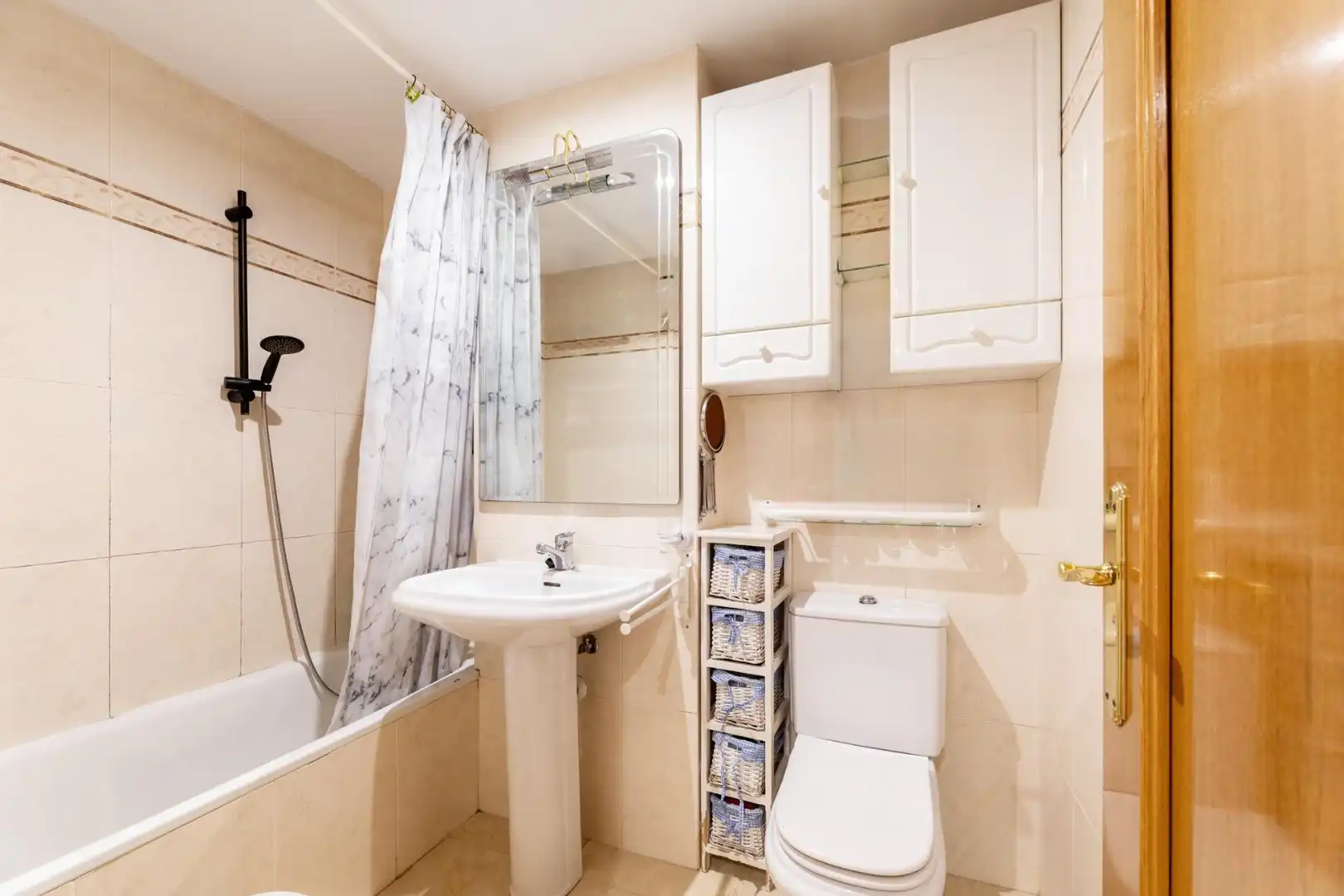 Baño de Piso en venta en Colmenar Viejo con Aire acondicionado, Calefacción y Parquet