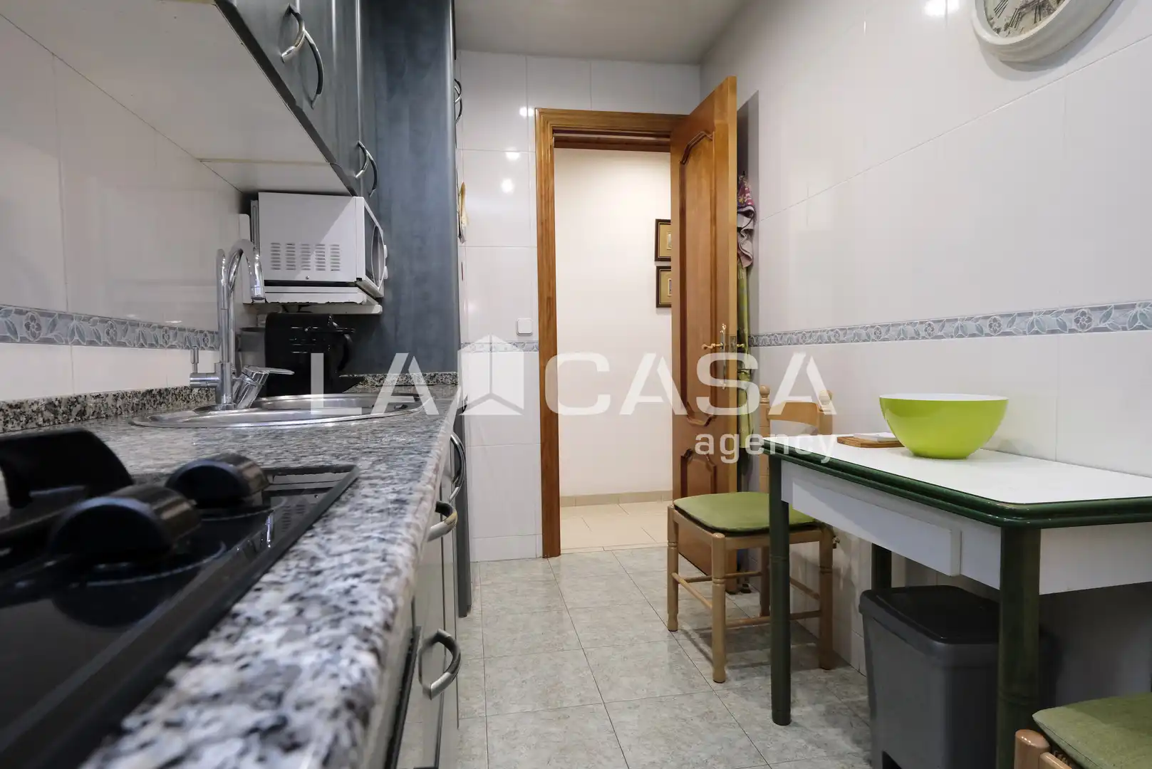 Cuina de Pis en venda en Barcelona amb Balcó
